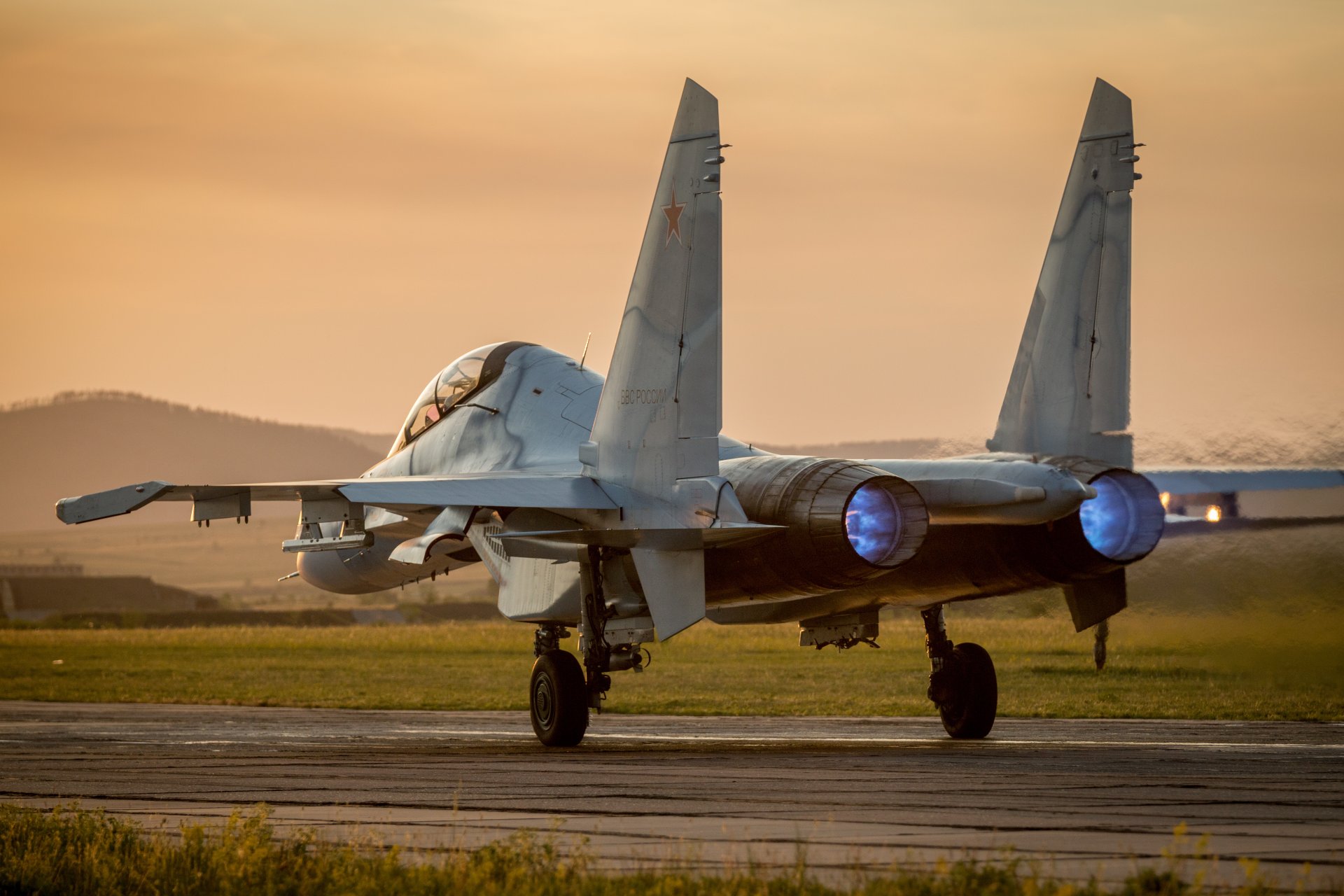 su-30cm russe double polyvalent combattant aérodrome