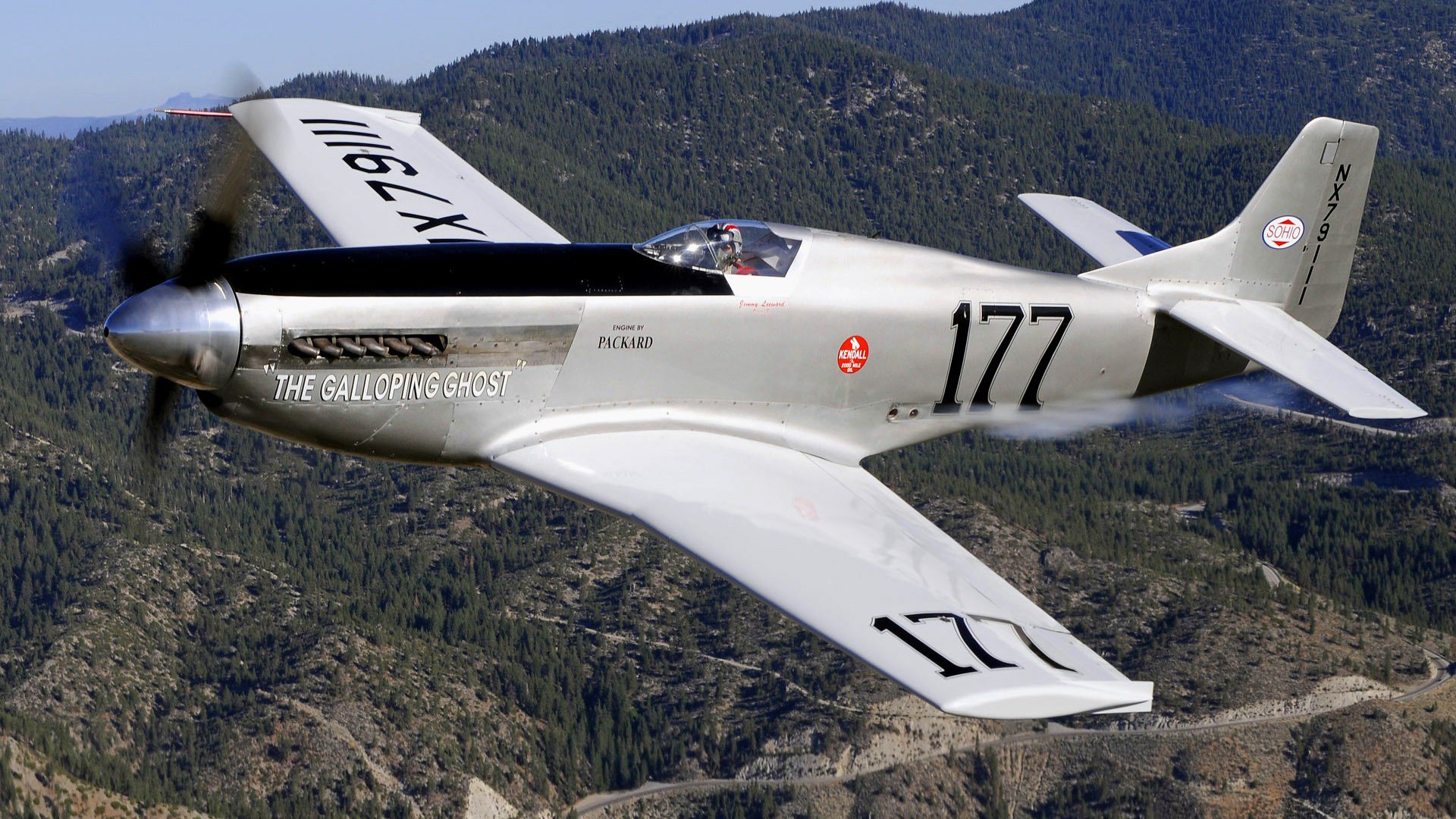 montagnes vol pilote hélice combattant avion