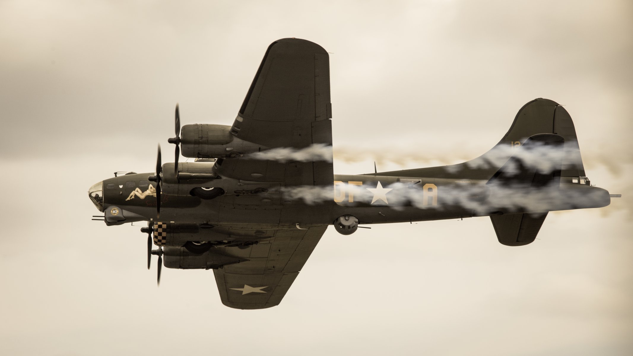 boeing b-17 forteresse volante forteresse volante lourd quadrimoteur bombardier