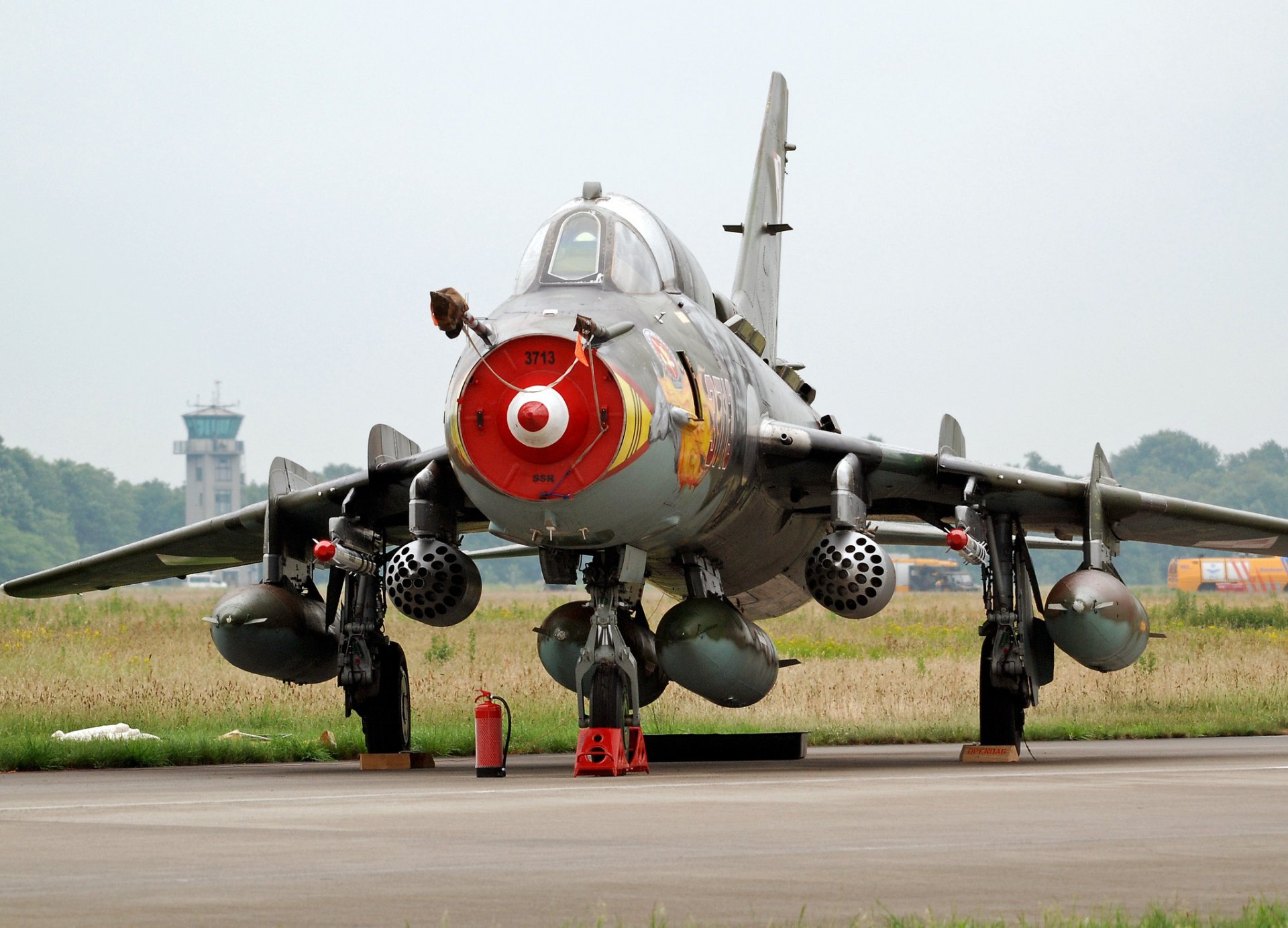 su-22m myśliwiec bombowiec lotnisko