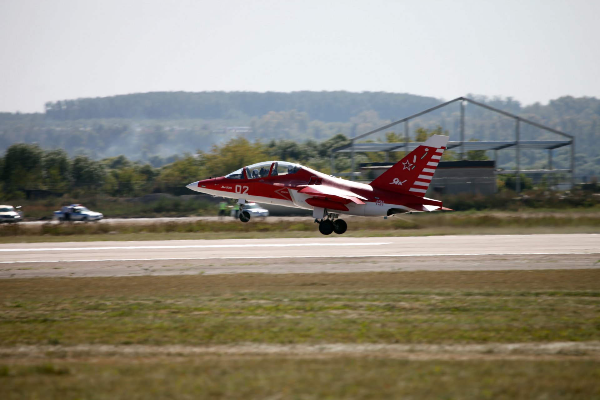 samolot jak-130 jak-130 rosja szkolenie bojowe lekki samolot szturmowy przyspieszenie start szybcy i wściekli max-2015 deweloper okb jakowlew rosyjskie siły powietrzne