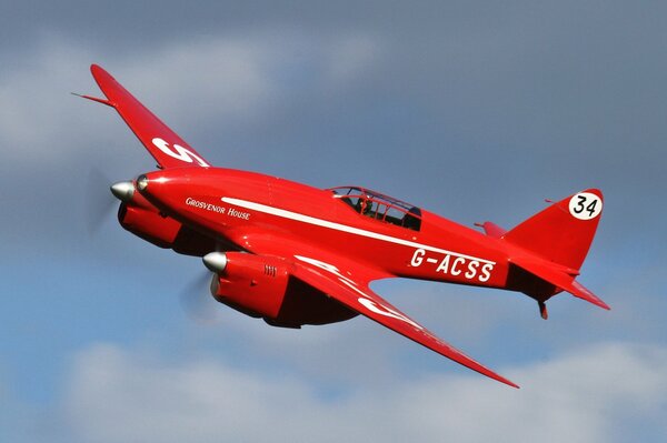 De Havilland twin-engined plane explores the sky