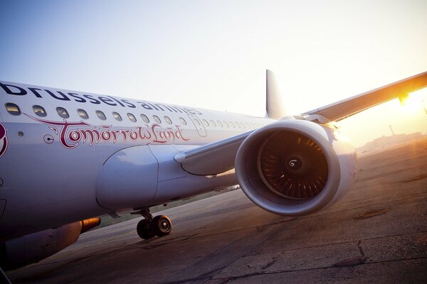 Festival de musique en avion sur le terrain