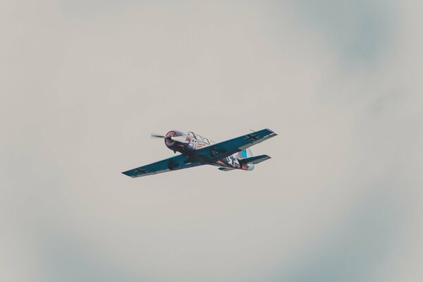 La fierté de la nation! Vainqueur de la seconde guerre mondiale, avion Yak-52