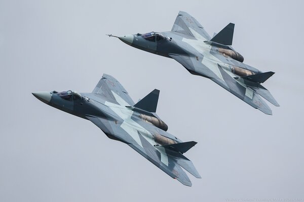 Chasseur polyvalent de cinquième génération Pak fa t-50