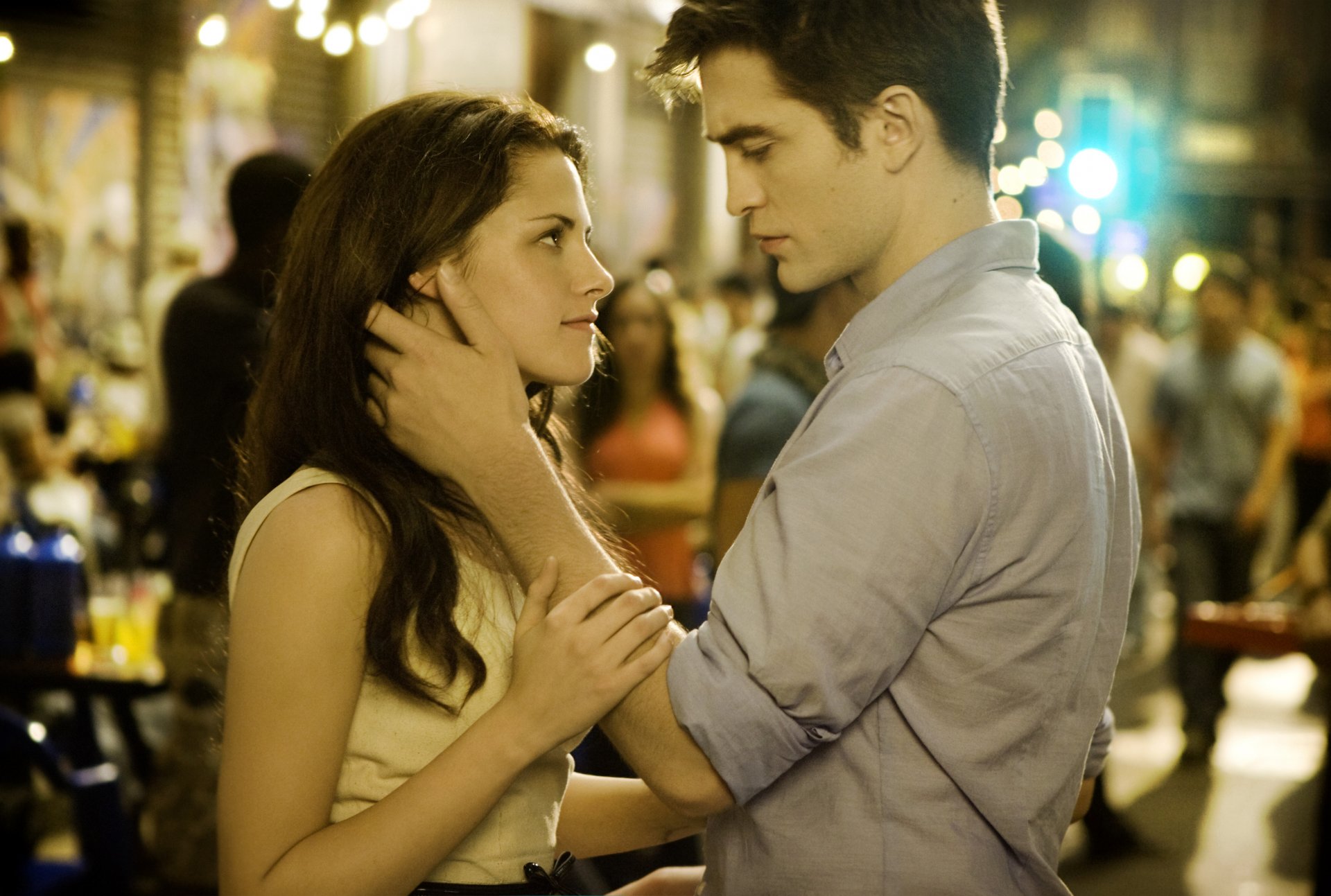 crépuscule aube robert pattinson edward cullen kristen stewart bella swan