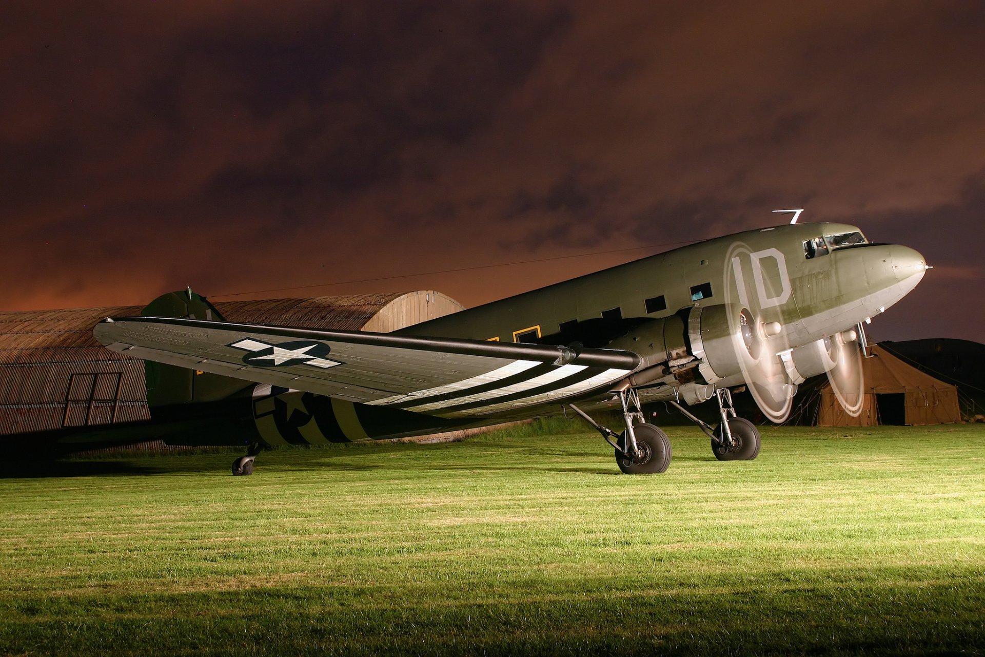 douglas c-47a dakota americano aereo da trasporto militare aeroporto