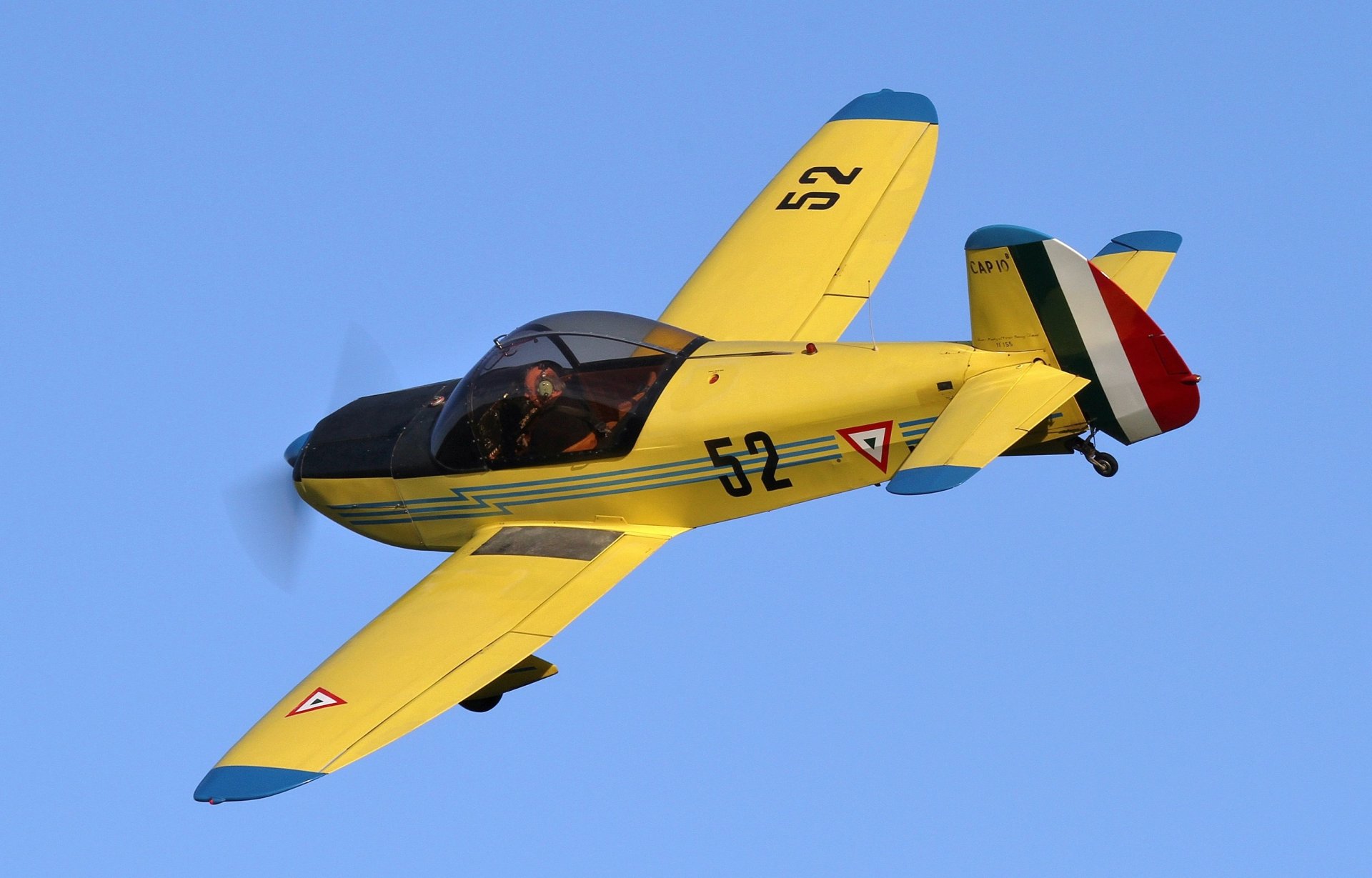 cielo sabio cap 10b francés doble ligero acrobático avión