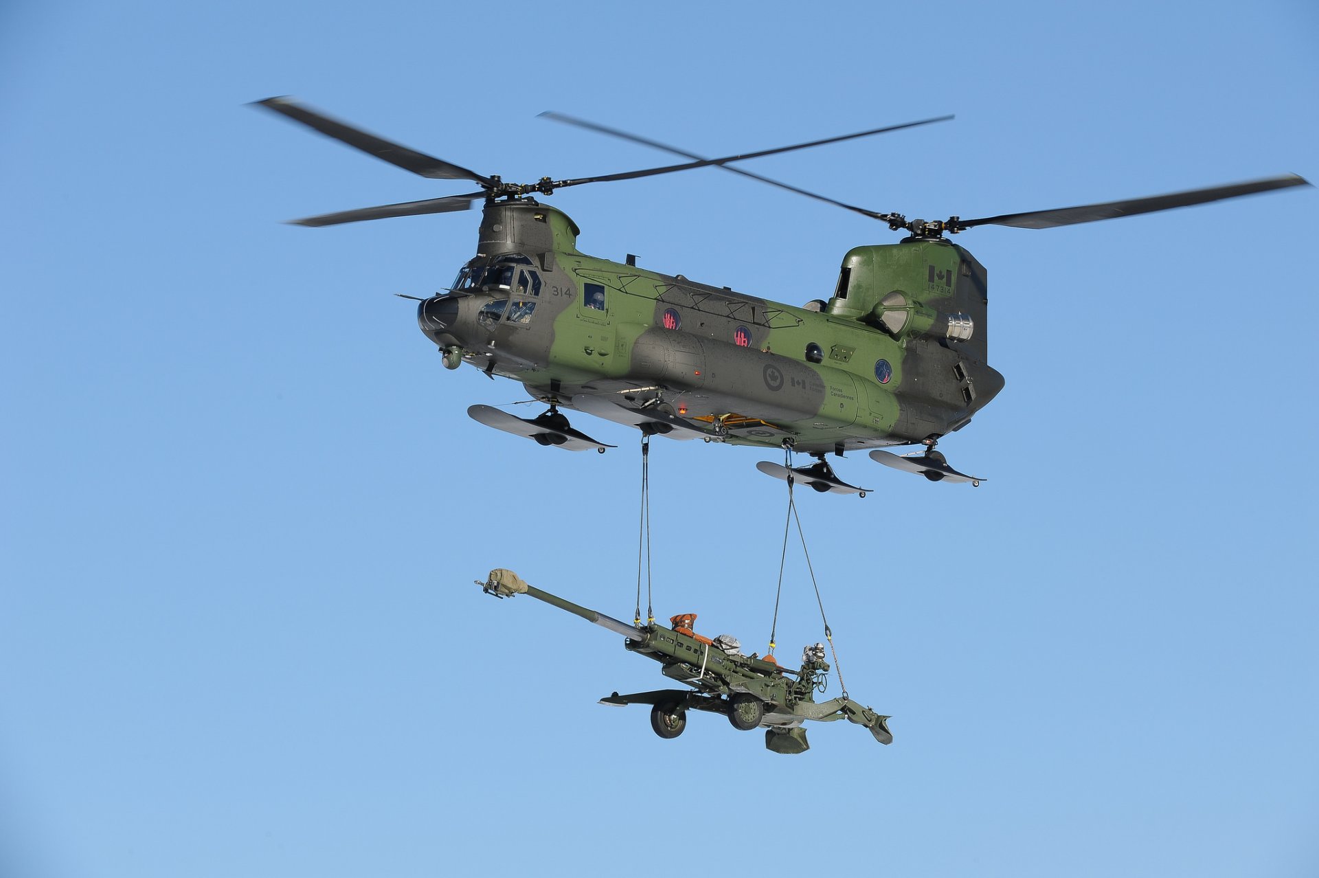 ch-47 chinook militar transporte m777 obús