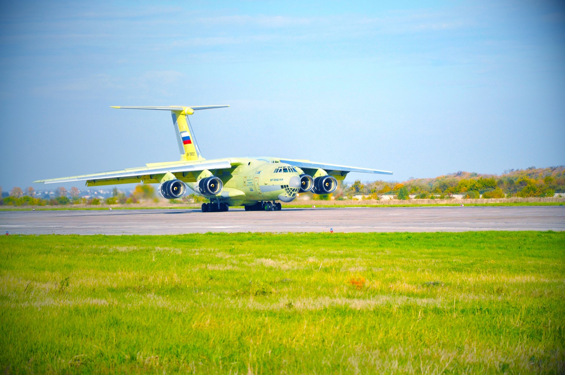 il-76 md 90a candide avion de transport militaire ilyushin aviation russie ailes turbines