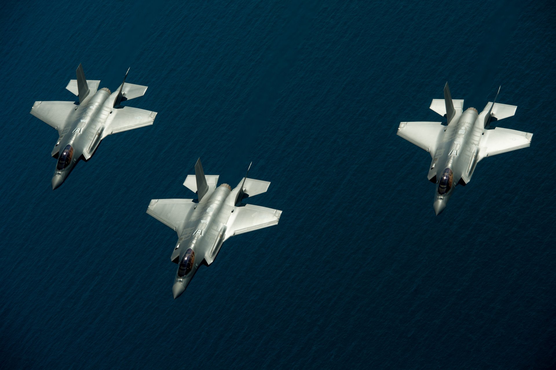 f-35 lightning ii lightning ii fighters three sea