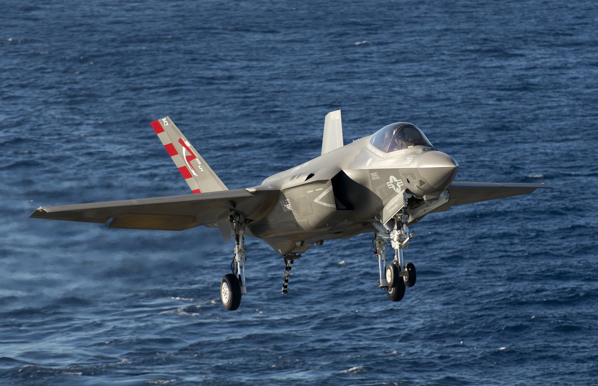 f-35c lightning ii kämpfer bomber meer start