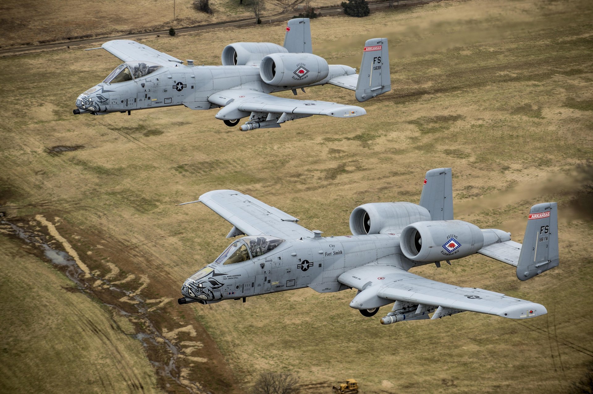 a-10 thunderbolt ii thunderbolt ii stormtroopers the pair land