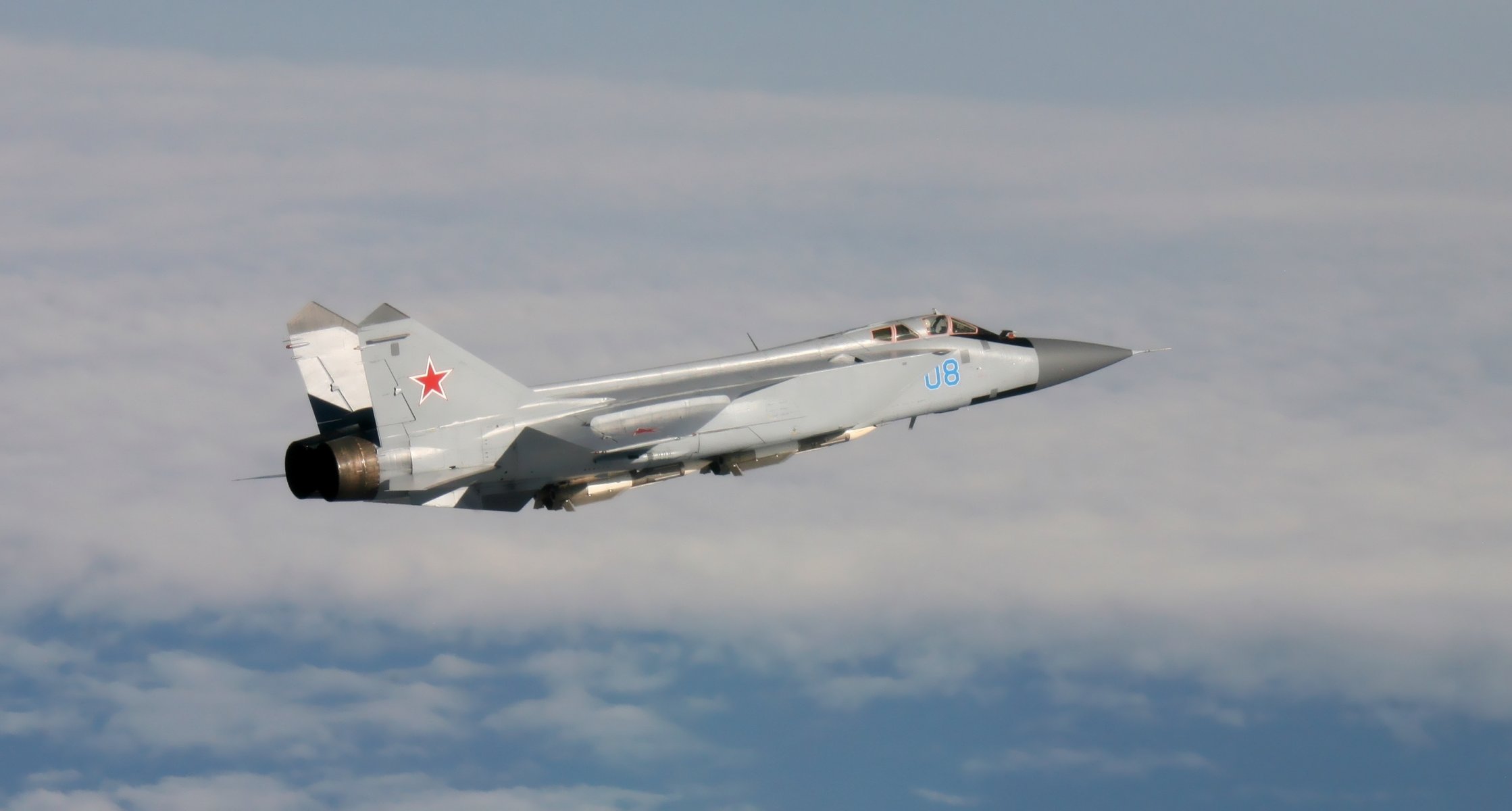 mikoyan and gurevich mig-31 fighter interceptor air force russia military plane flight height sky clouds wings engine arms ammunition rockets mikoyan and gurevich mig-31 fighter russian air force aircraft