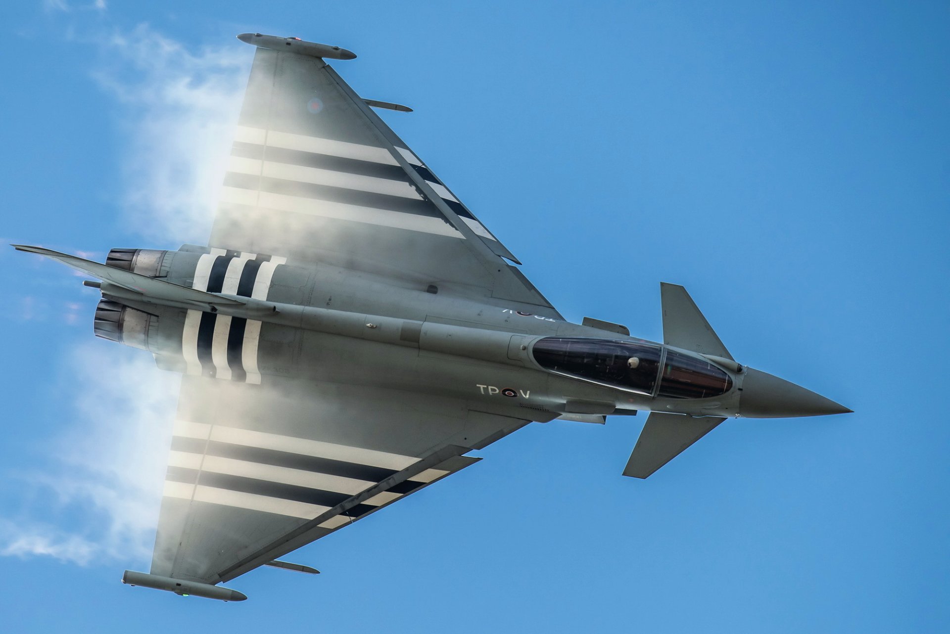 eurofighter avión armas