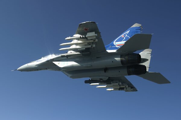 Militaire, avion, multi-fonctionnelle de première ligne MIG-35 combattant