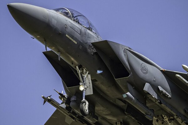 Aereo Strike Eagle, arma delle forze militari aeree