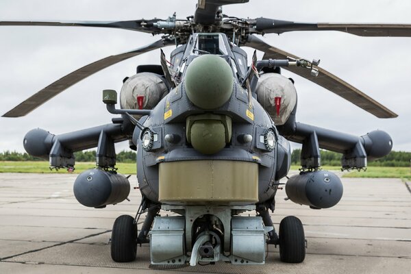 Russischer Stoßhubschrauber mi-28 vorne