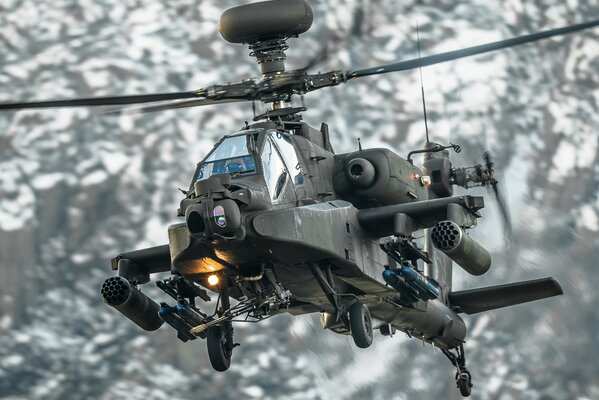 Ah-64 is preparing to deliver the main blow