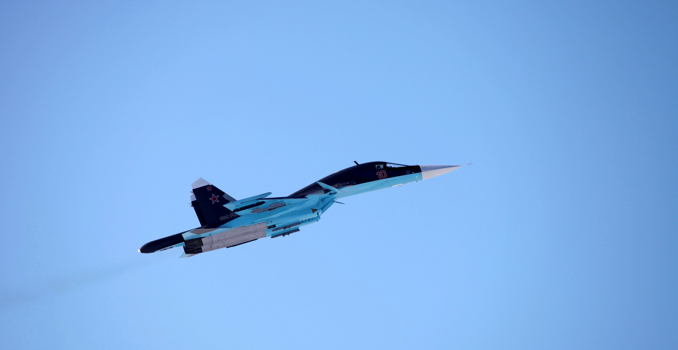 avión su-34 su-34 ruso caza primera línea bombardero generación defensor realiza precisión tiro superficie tierra objetivos cualquier hora día desarrollador oficina de diseño sukhoi fuerza aérea rusia