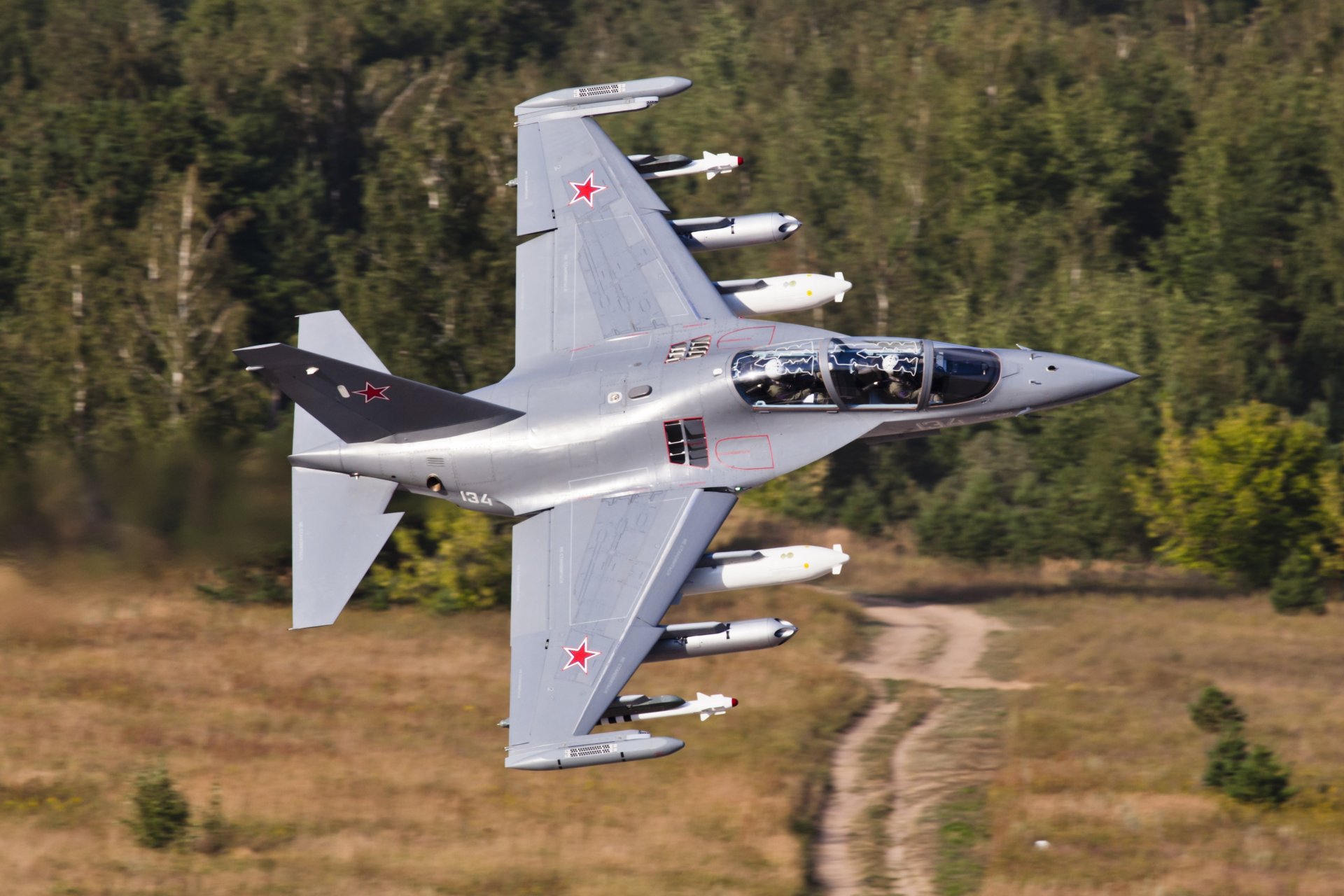 yak-130 combattant armée de l air russe yak-130 vol combattant