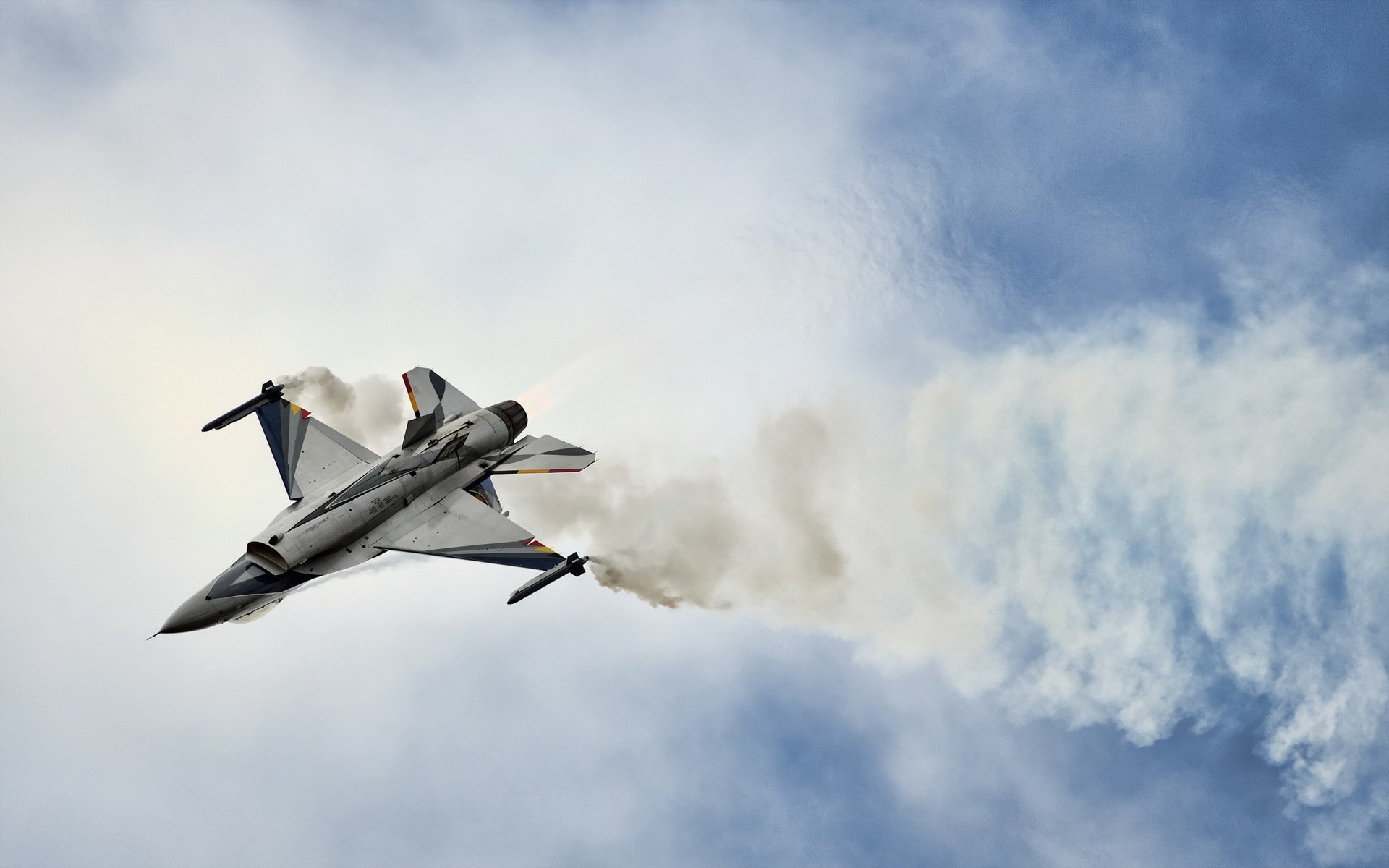 fuerza aérea belga f-16 armas