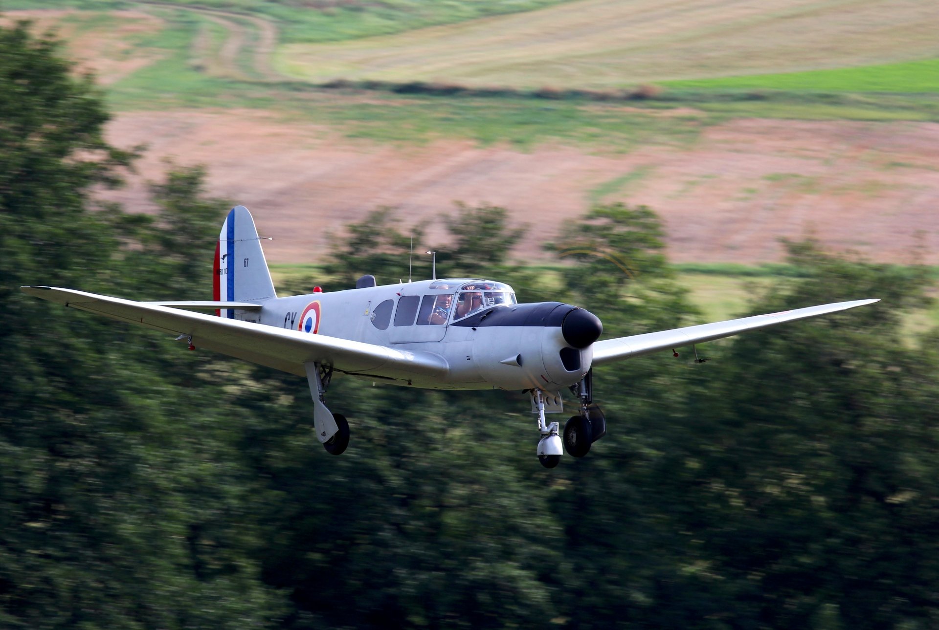 nord 1101 noralpha messerschmitt me.208 aereo monoplano leggero multiruolo francese-tedesco sfondo sfocatura