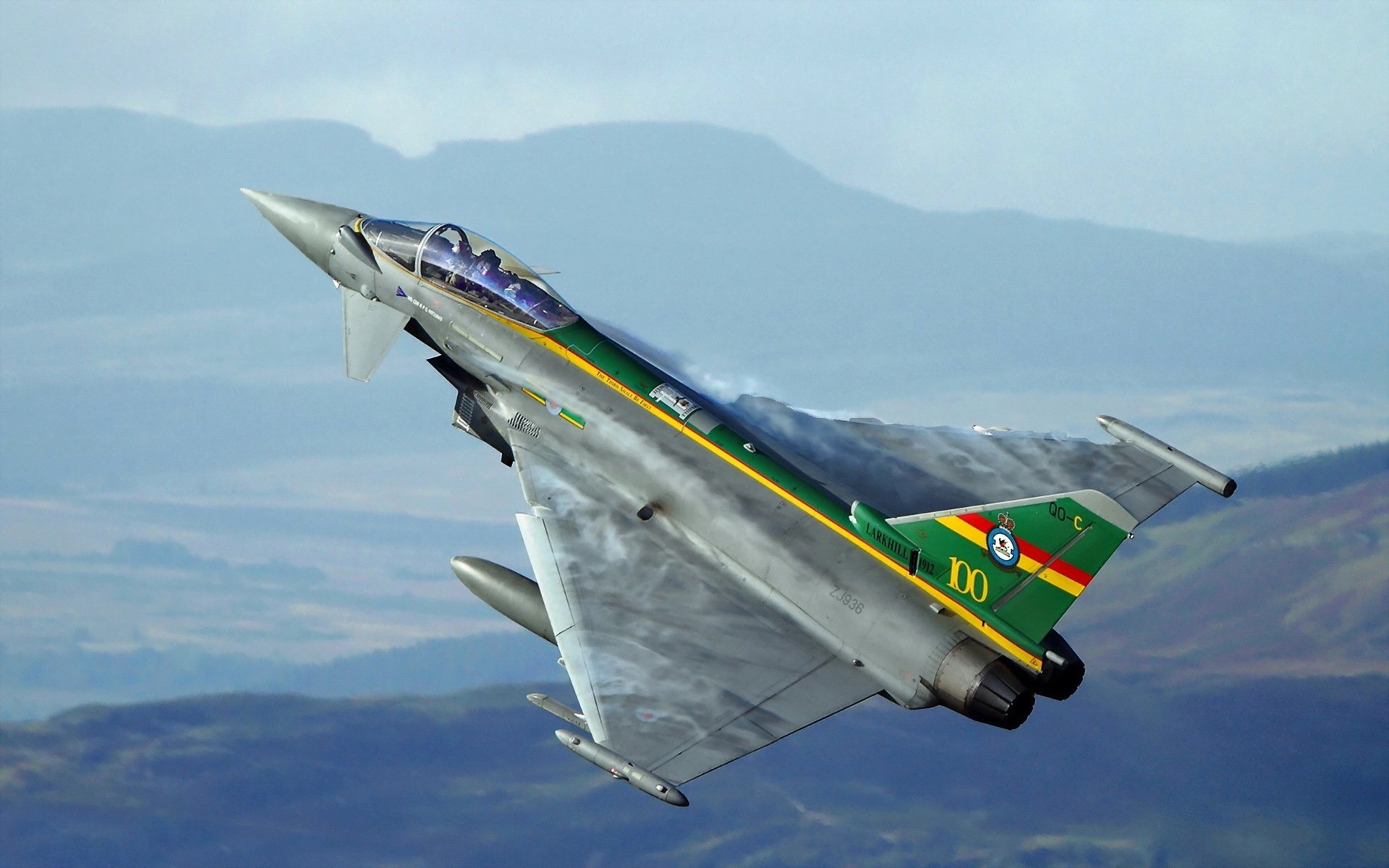 typhon avion arme