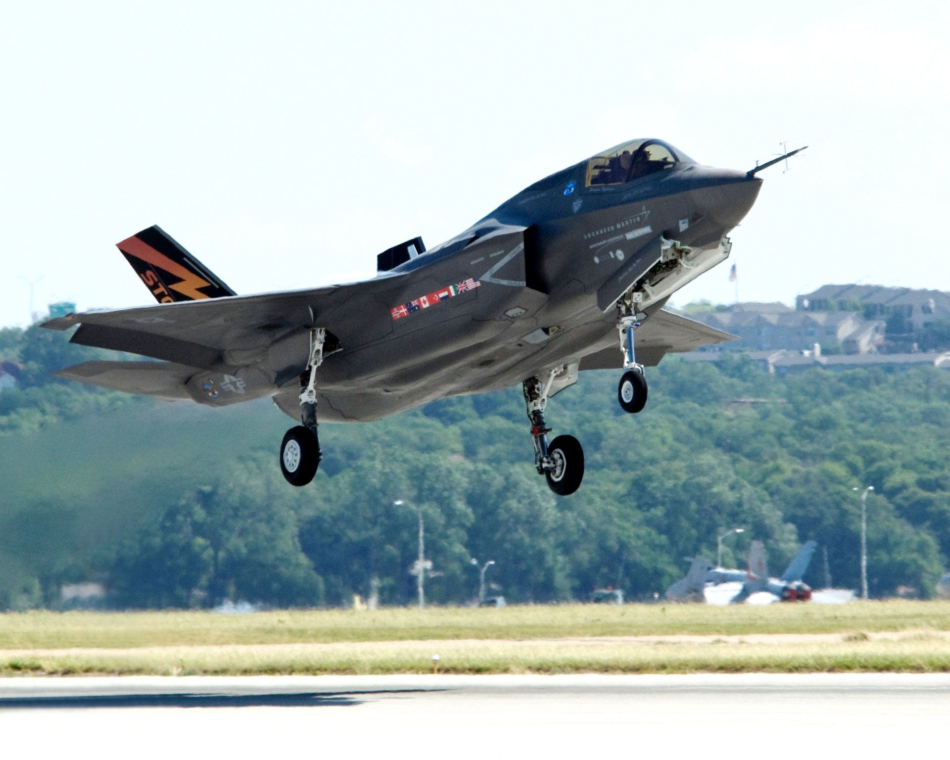 aereo lockheed martin f-35 lightning ii lockheed martin f-35 lightning ii cacciabombardiere