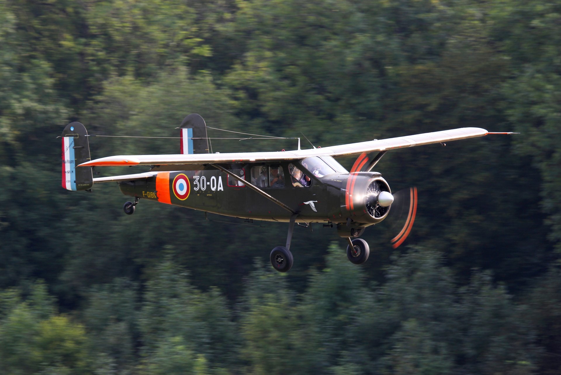 max holste mh.1521 broussard francés ligero transporte y avión de enlace