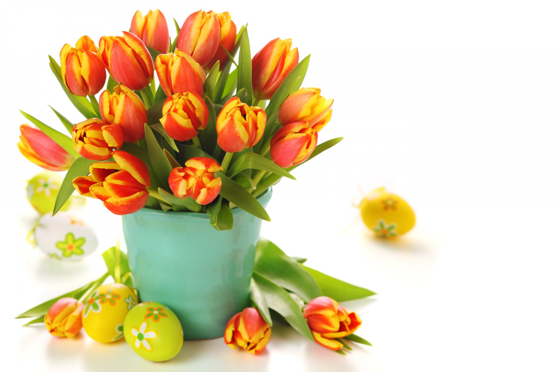 blumen tulpen blumenstrauß eier ostern