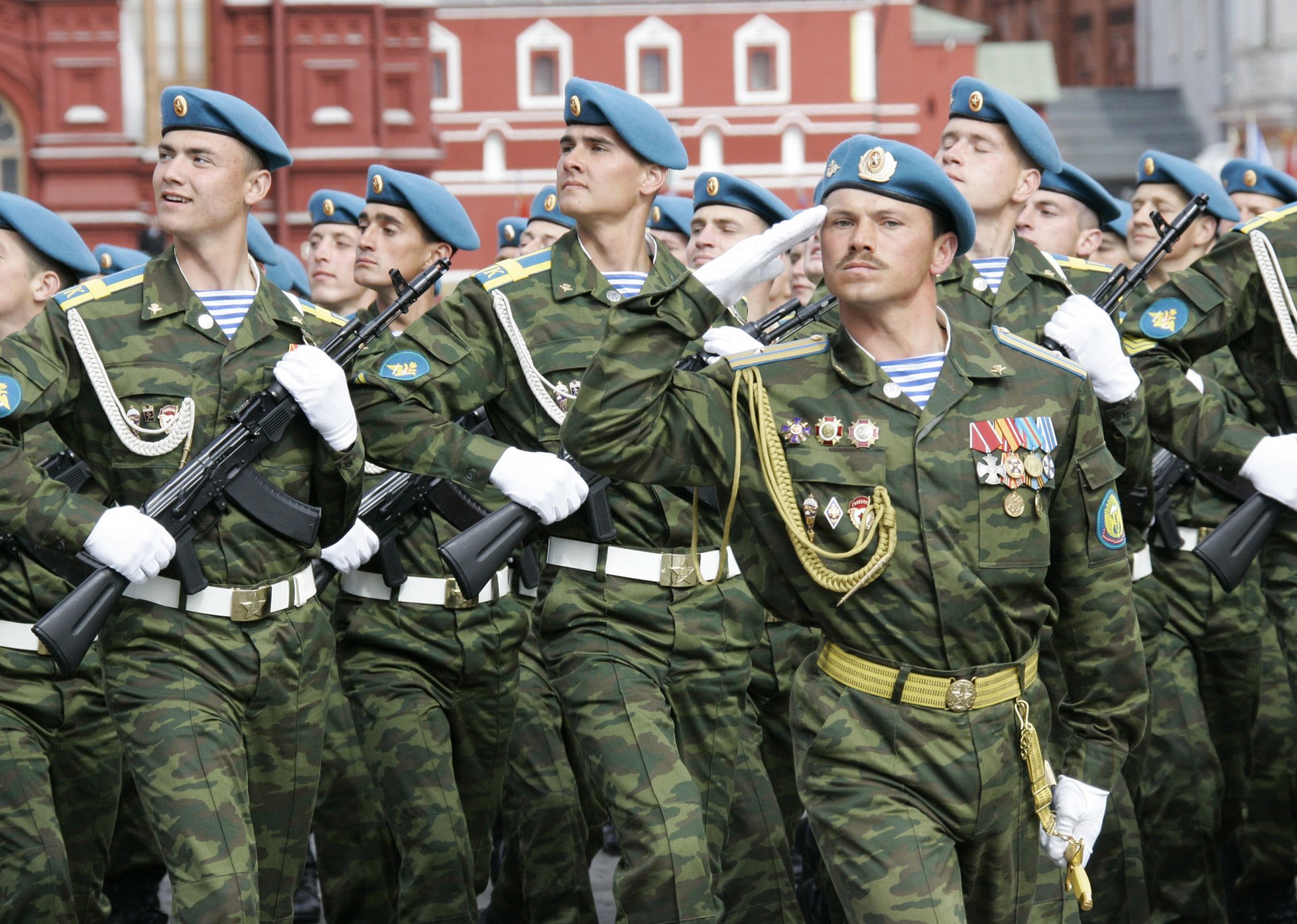 russia hits red square airborne