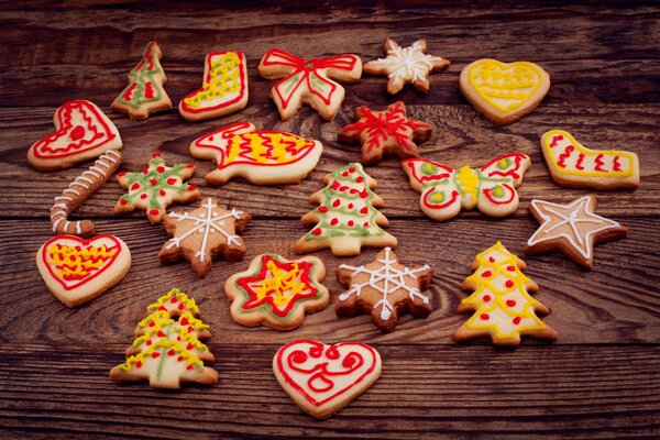 Bunte weihnachtliche Lebkuchen