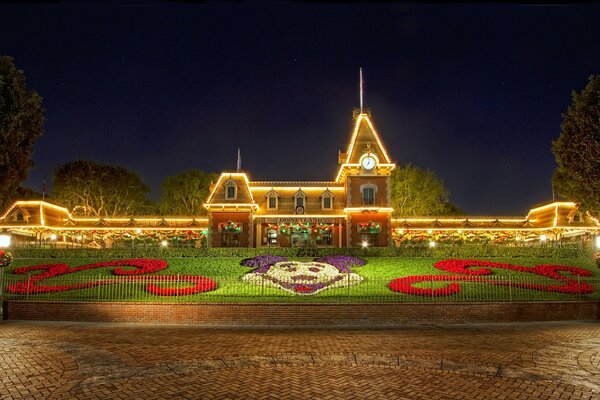 Natale a Disneyland. Casa di marzapane