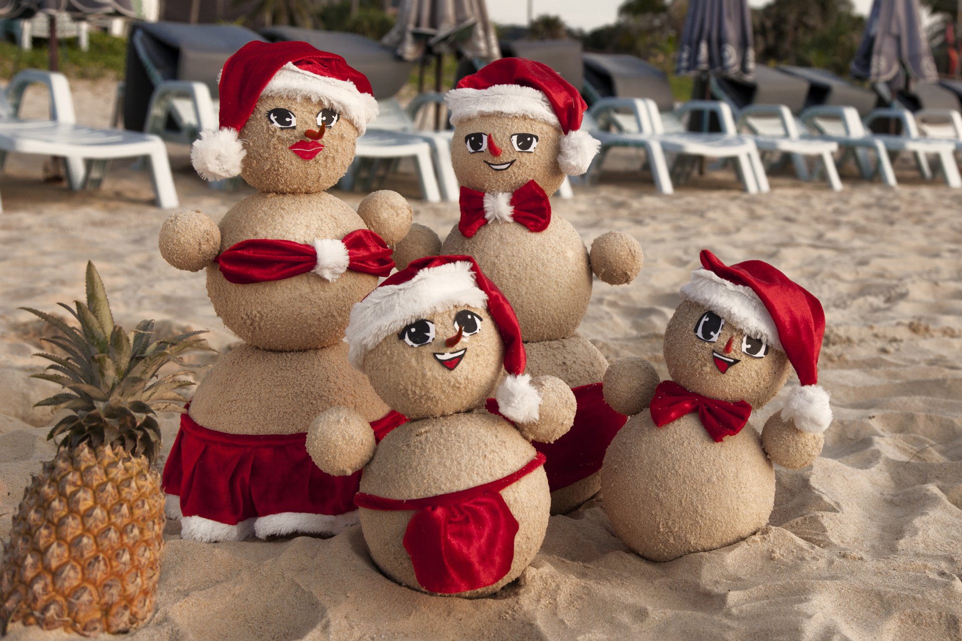 feliz año nuevo navidad muñeco de nieve playa arena feliz año nuevo muñecos de nieve