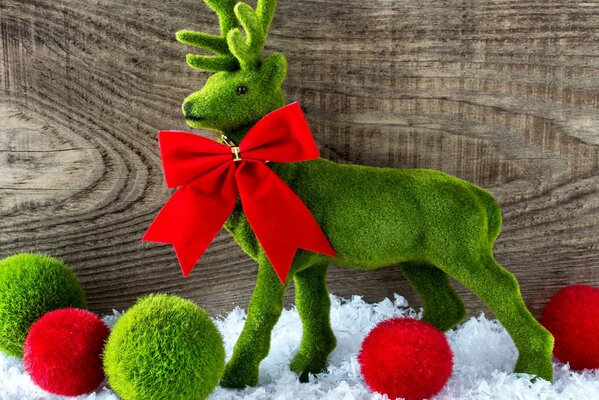 Boules de décoration de Noël et cerf