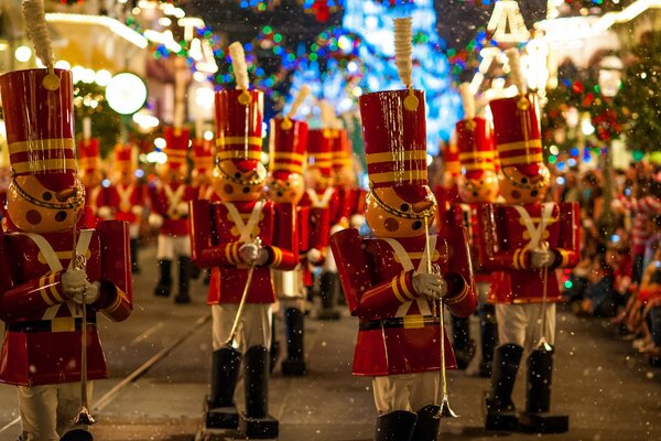 The parade of tin soldiers for the new year