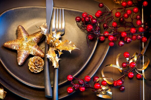 Décoration de Noël vaisselle sur la table