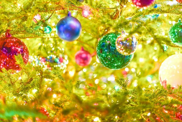 Multicolored balls in garland lights