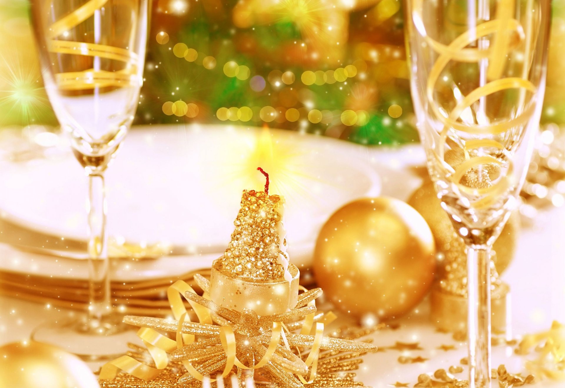 holiday new year christmas chrismas glass christmas decoration dish feast bokeh blur sequins background wallpaper widescreen full screen hd wallpaper