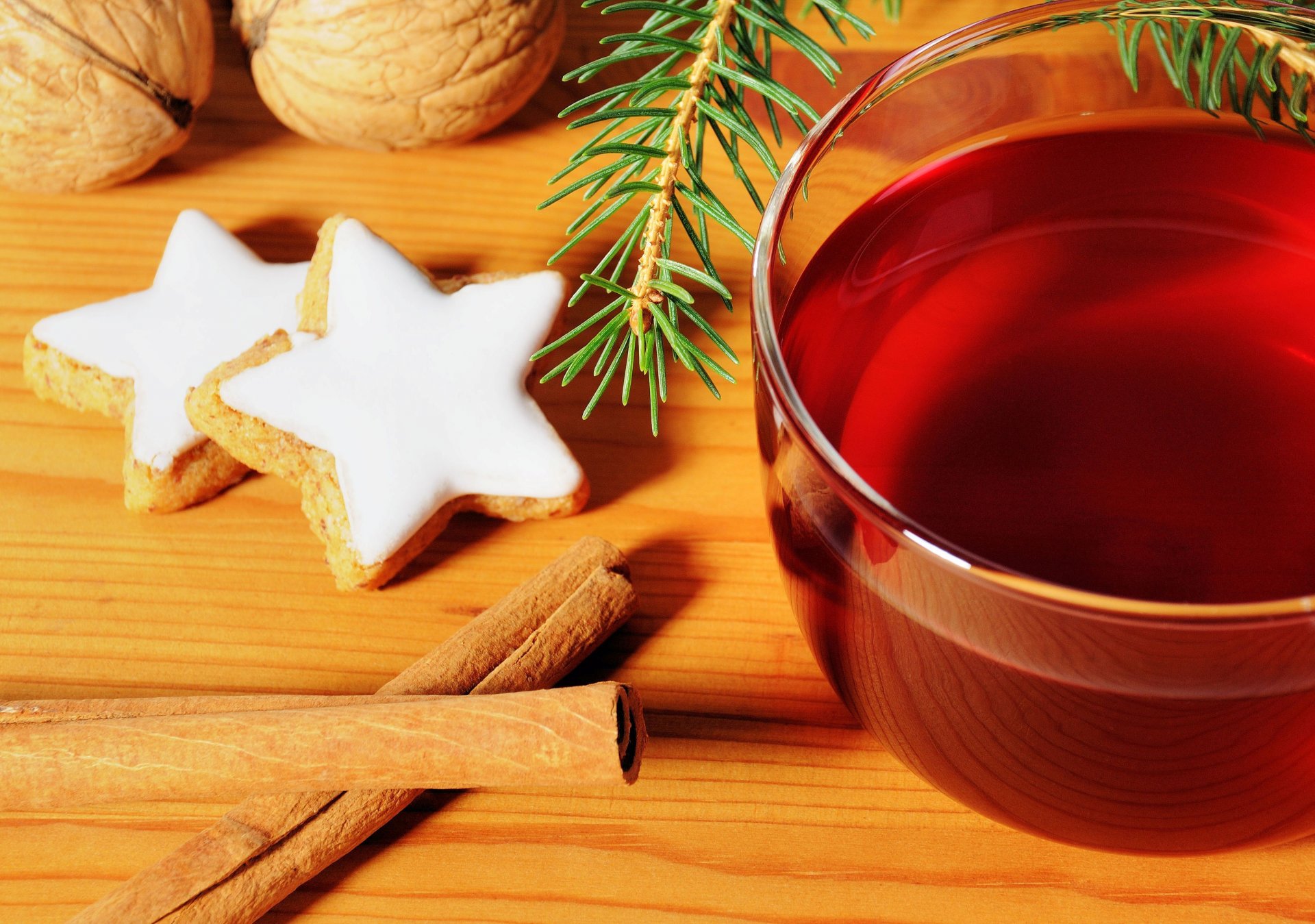 neujahr urlaub tasse becher tee zimt kekse weihnachtsbaum weihnachten hintergrund tapete widescreen vollbild widescreen