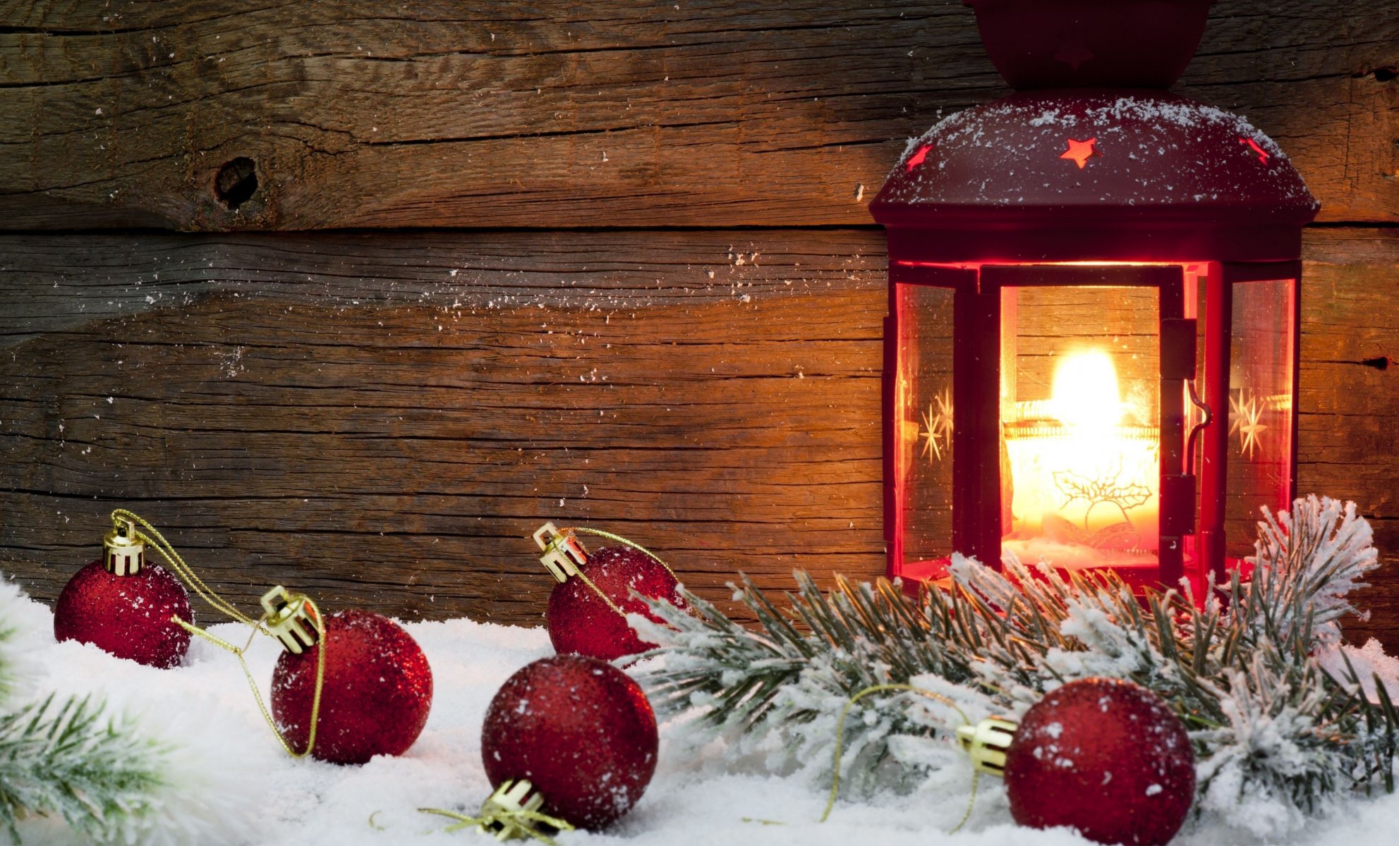 vacances nouvel an lanterne feu bougie décorations de noël jouets boules rouge hiver neige fond d écran écran large plein écran écran large