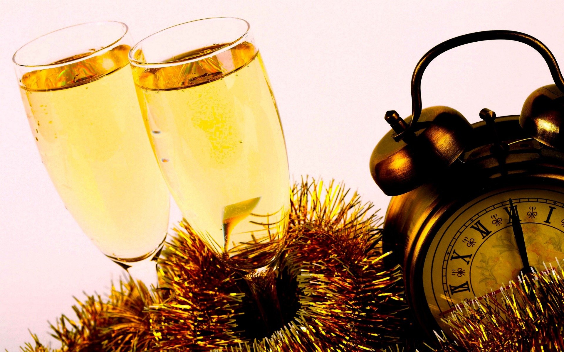 nuovo anno champagne bicchieri oro 2014 vacanza orologio