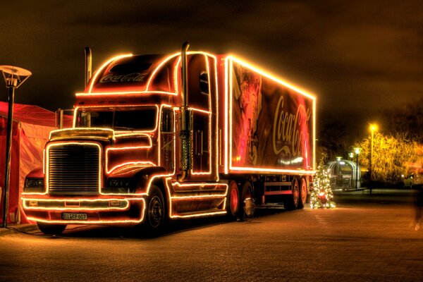 Le camion du nouvel an de Coca-Cola