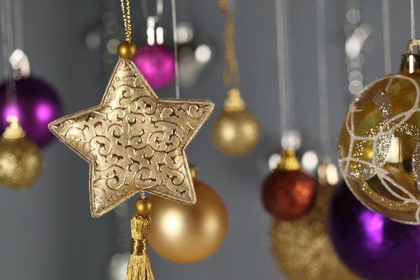 Christmas tree toys hang beautifully