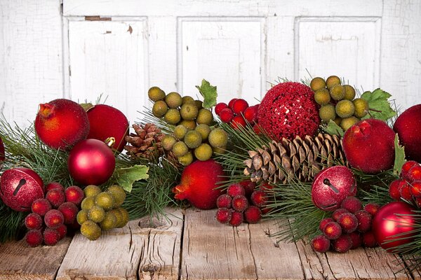 Giocattoli rami tinsel ecco l inverno