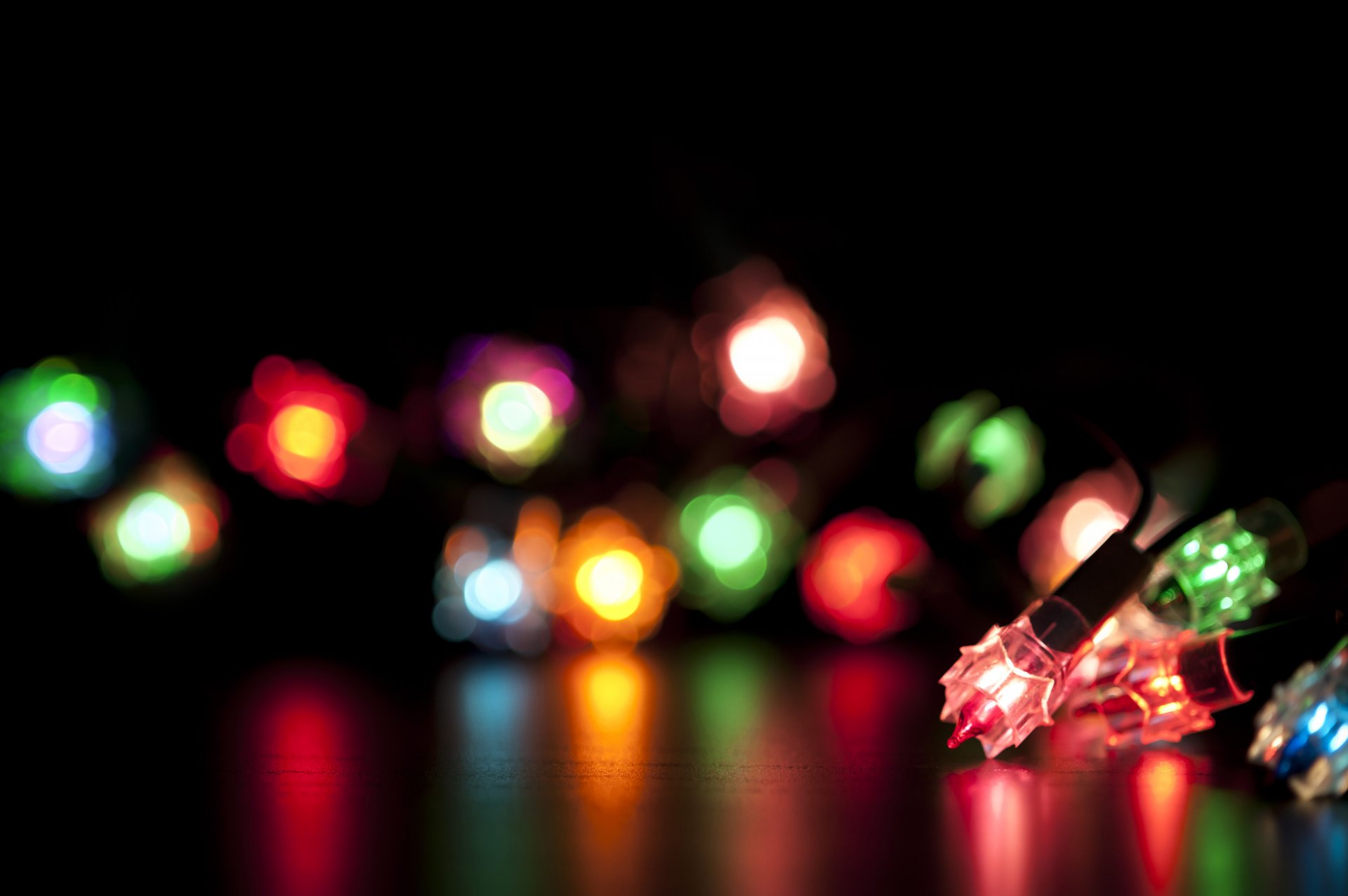 christmas new year holiday flashlights lights reflection