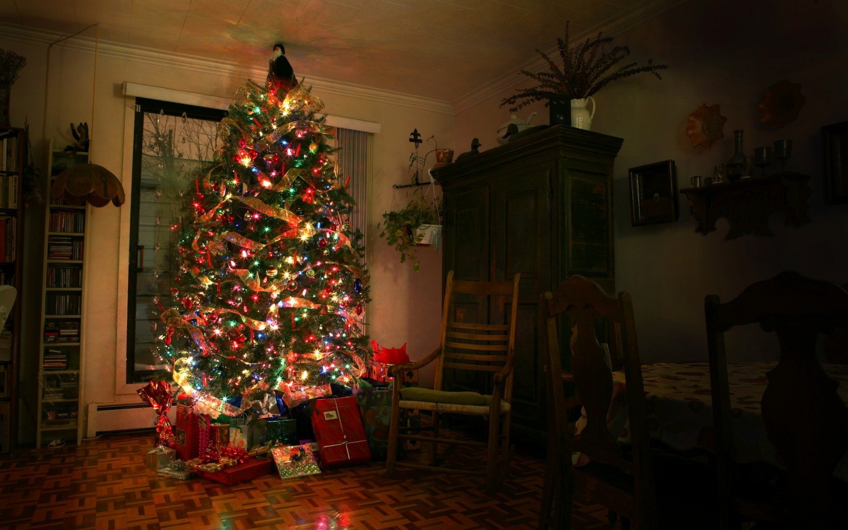 árbol de navidad regalos habitación año nuevo