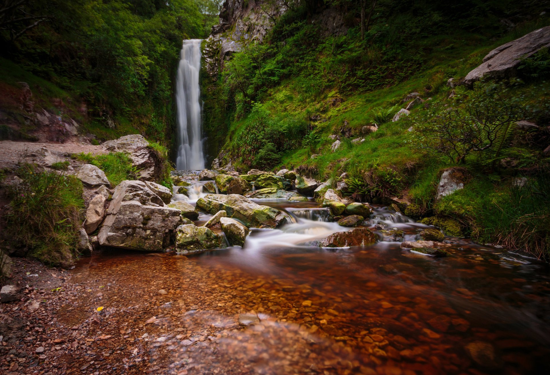 glenevin cascata irlanda cascata pietre