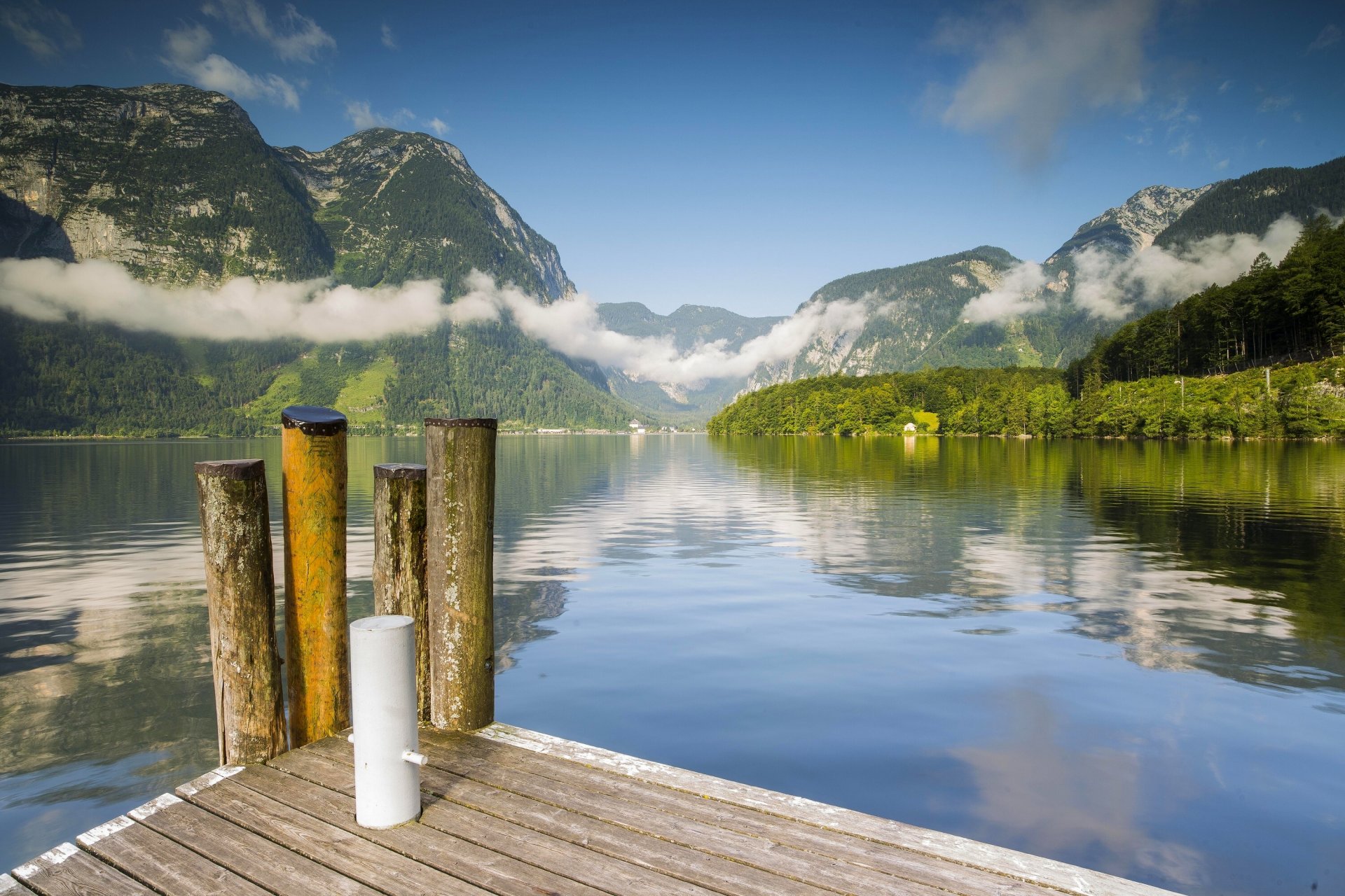 hallstatt-see winkl alpen österreich hallstatt-see see berge anlegestelle wasser wolken